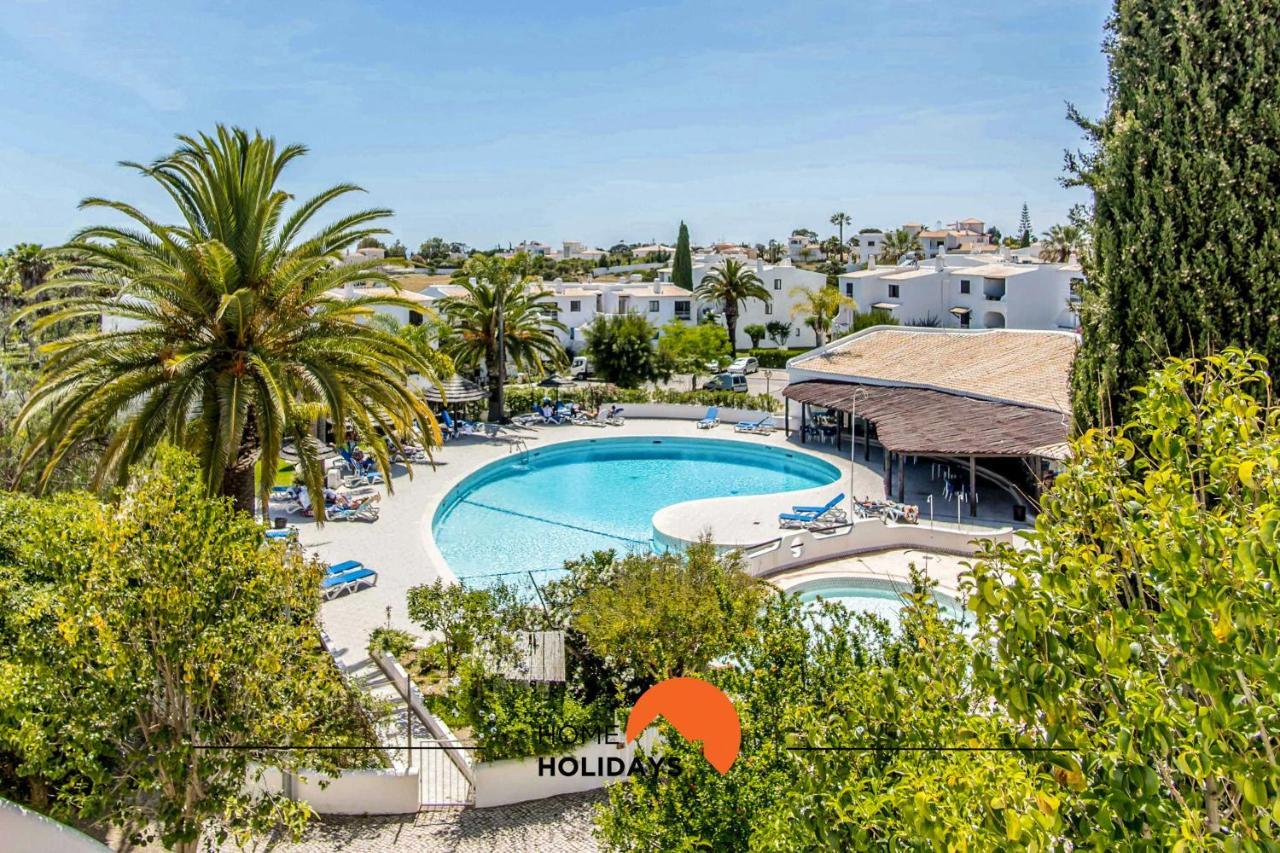 Apartment #053 Fully Equiped With Pool, 350 Mts Albufeira
